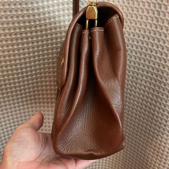 Gucci Monogram Crossbody - Picture 5 of 8